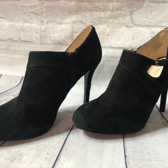 Nine West Black Suede Boot Size 9.5M - Picture 7 of 9